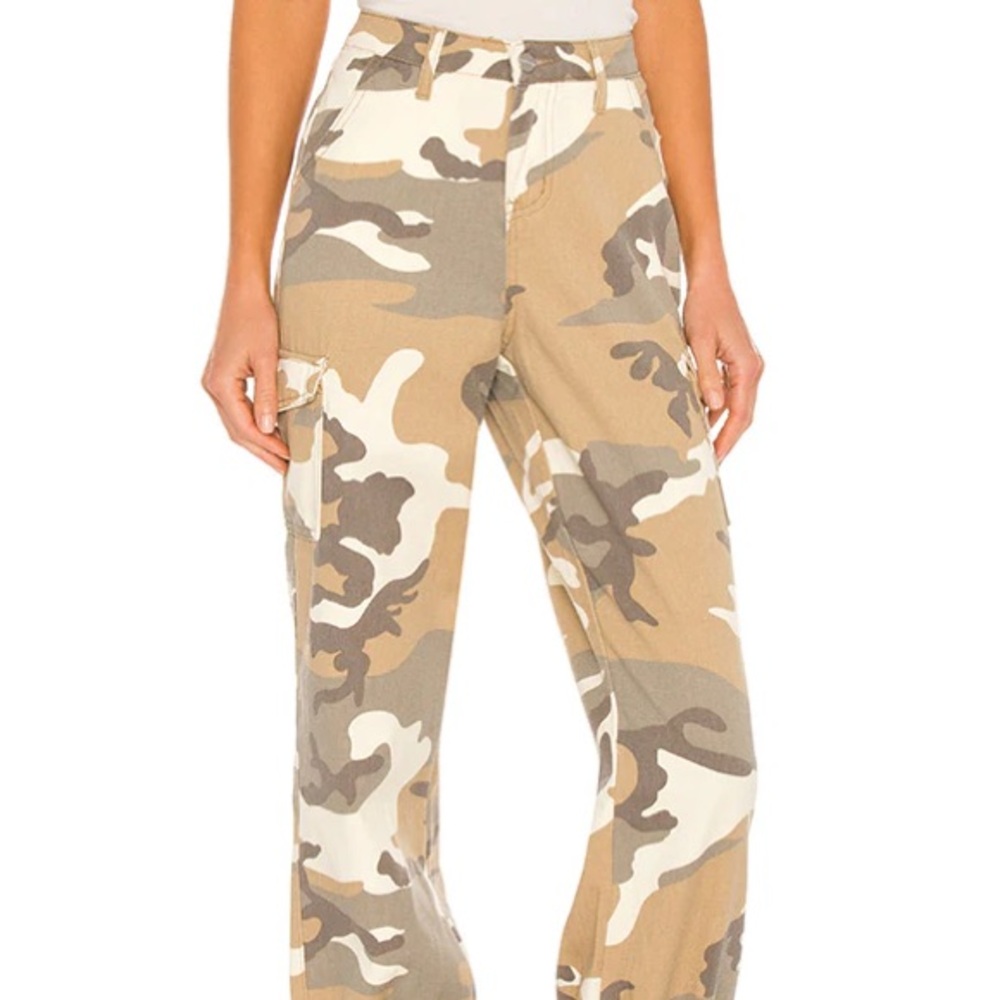 Super down kayla camo joggers